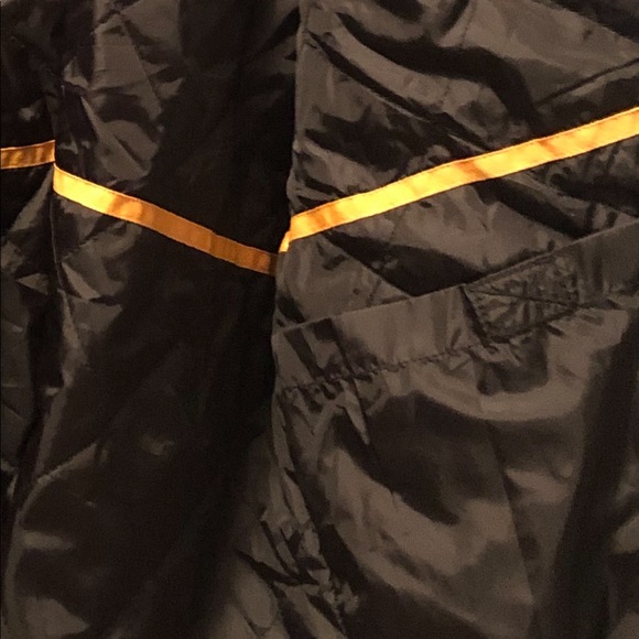 COPY - CAT BLACK JACKET WOMENS no hood , size adult XL, lclean in and out - Picture 8 of 9